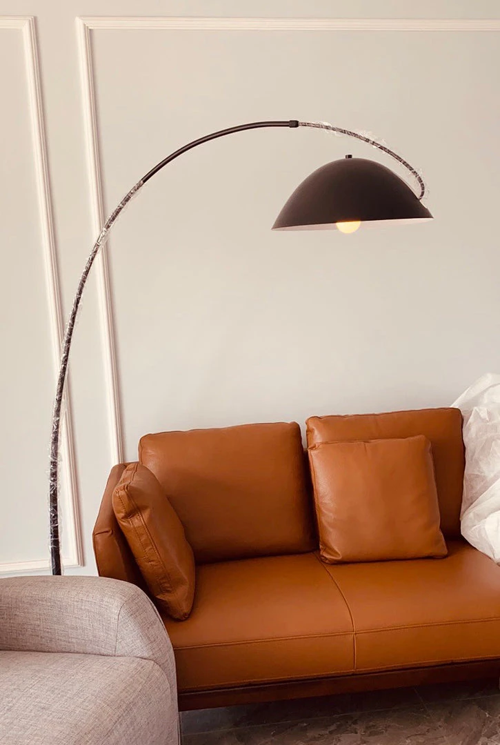 Vakker Pluma Floor Lamp