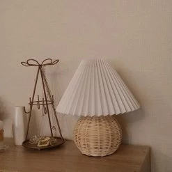 Vakkerlight Table Lamps Rattan Pleated Table Lamp