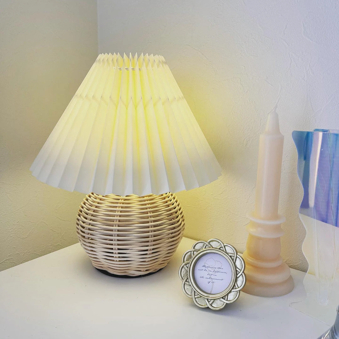 Vakkerlight Table Lamps Rattan Pleated Table Lamp