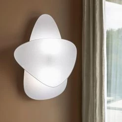 Vakkerlight Wall Sconces Screen Cannage Sconce