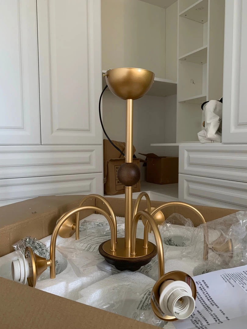 Vakkerlight Sculptural Glass Ribbed Chandelier