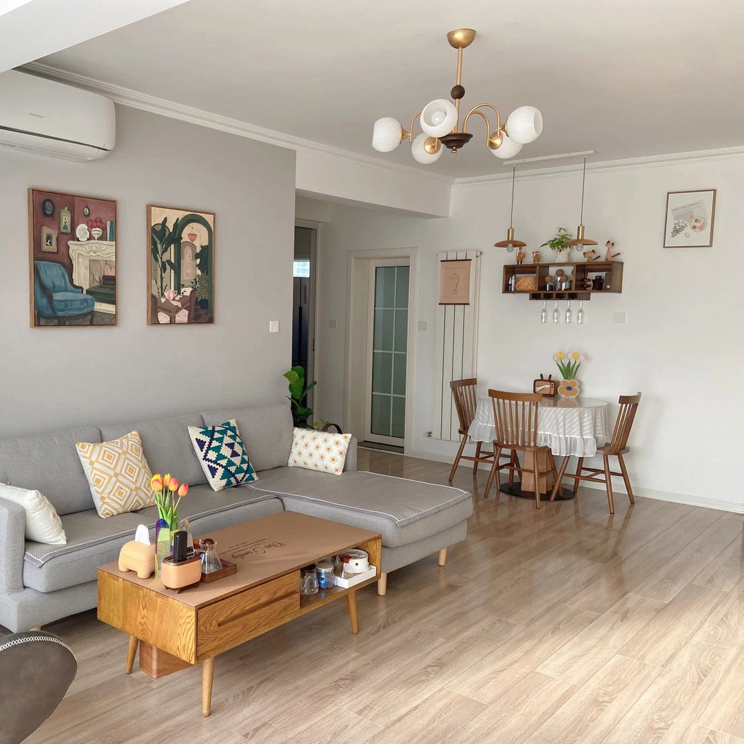 Vakkerlight Sculptural Glass Ribbed Chandelier