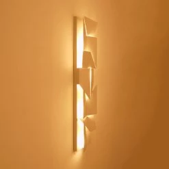 Vakkerlight Bedroom Shadows Grand Sconce