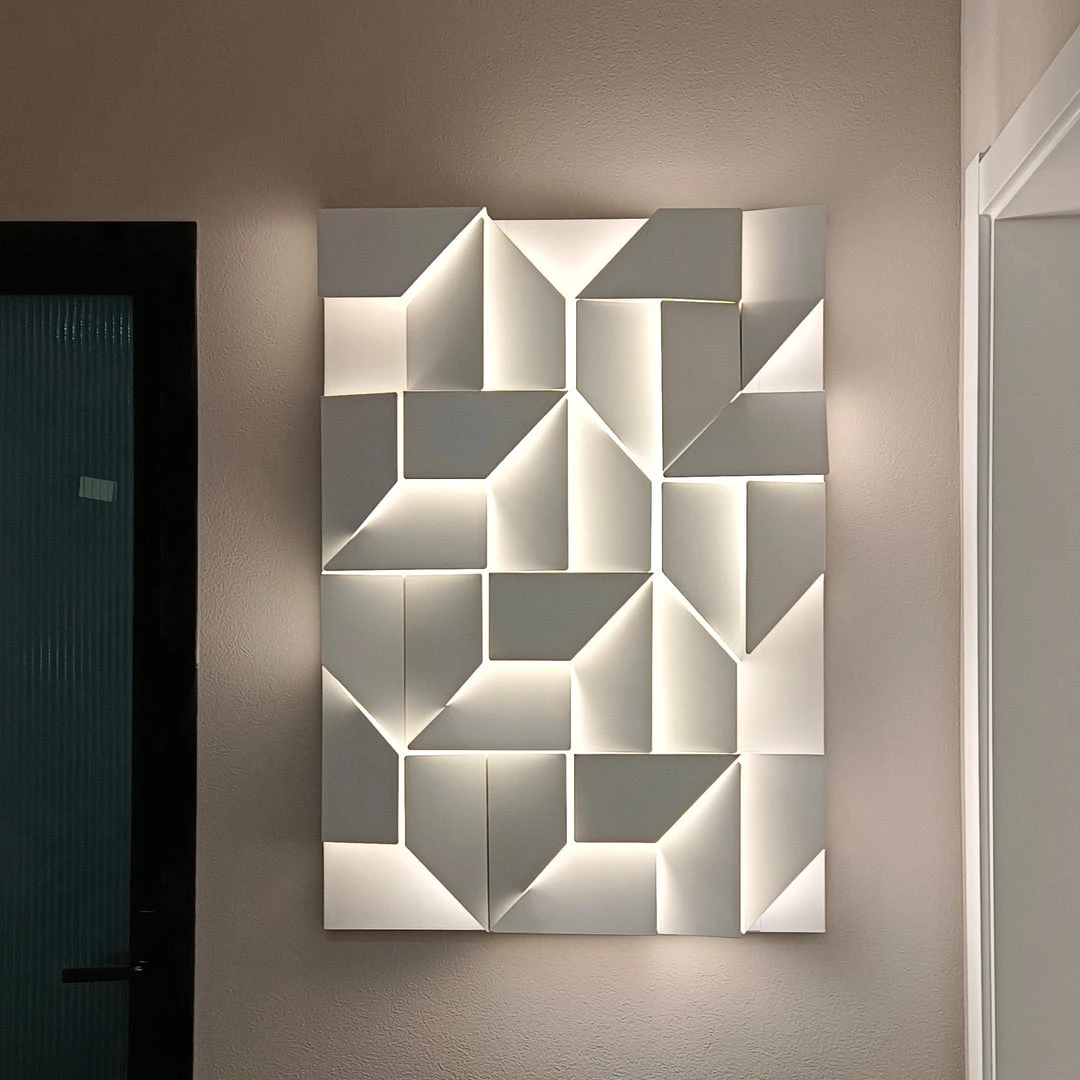 Vakkerlight Bedroom Shadows Grand Sconce
