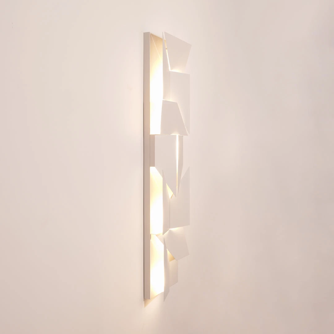 Vakkerlight Bedroom Shadows Grand Sconce