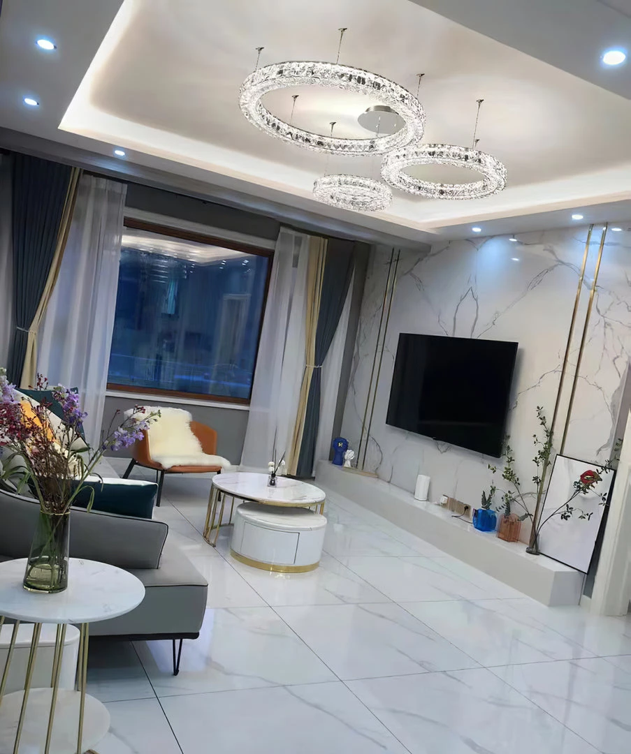 Vakkerlight Spiridon Chandelier Chandeliers