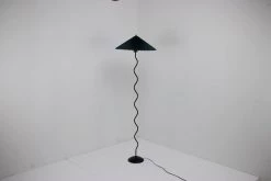 Vakkerlight Squiggle Floor Lamp Floor Lamps