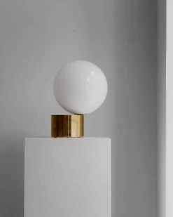 Vakkerlight Tip Of The Tongue Table Lamp