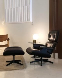 Vakkerlight Tip Of The Tongue Table Lamp