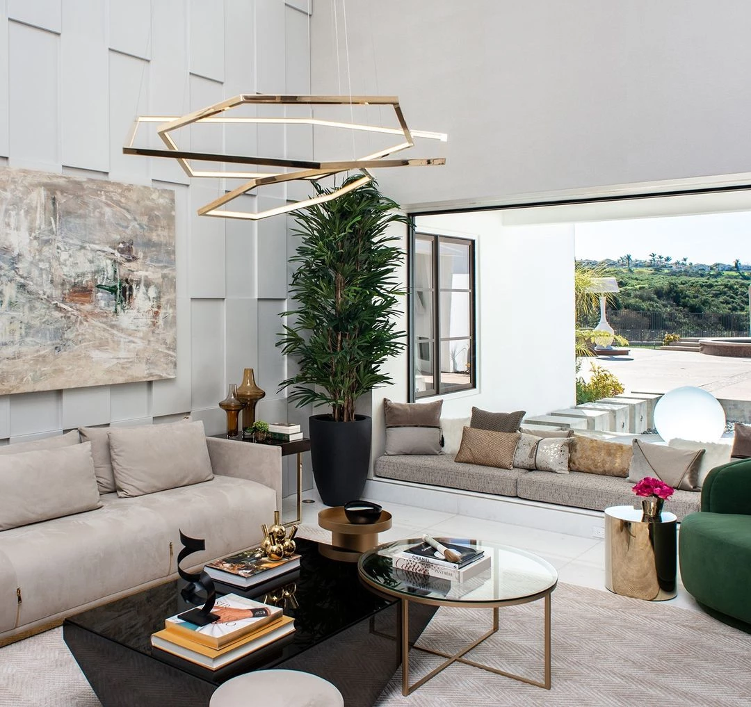 Vakkerlight Chandeliers Gold Vesanto Chandelier