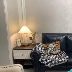 Vakkerlight Wooden Retro Table Lamp Table Lamps