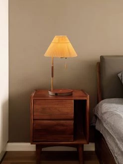 Vakkerlight Wooden Retro Table Lamp Table Lamps