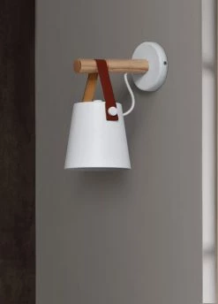 Vakkerlight Wooden LED Wall Light