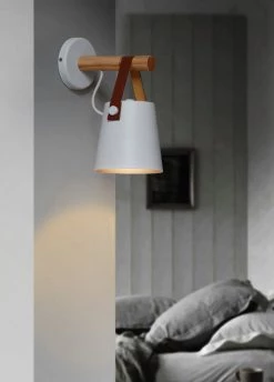 Vakkerlight Wooden LED Wall Light