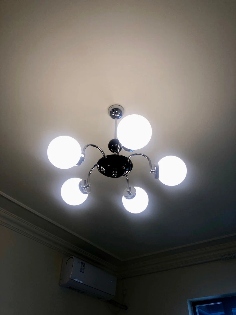 Vakkerlight Yisu Chandelier Bedroom