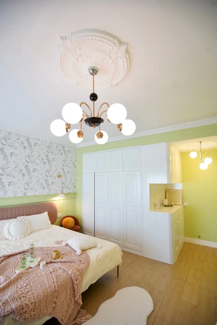 Vakkerlight Yisu Chandelier Bedroom