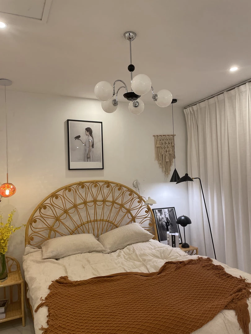 Vakkerlight Yisu Chandelier Bedroom