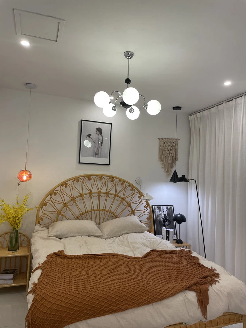 Vakkerlight Yisu Chandelier Bedroom